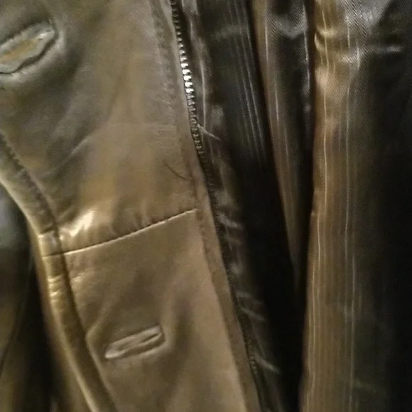 Danier button front belted black leather jacket ladies US size 6 - Picture 13 of 15